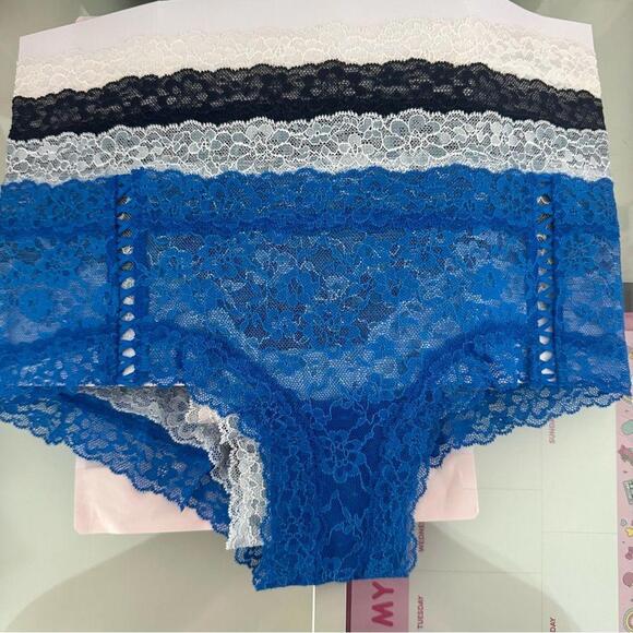 Victoria’s Secret Lace Cheeky Panties - Picture 3 of 6